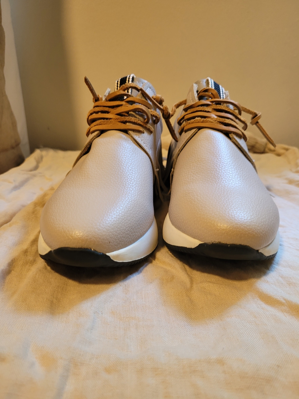 ShuShop Womans Pepa Fringe Sneakers.